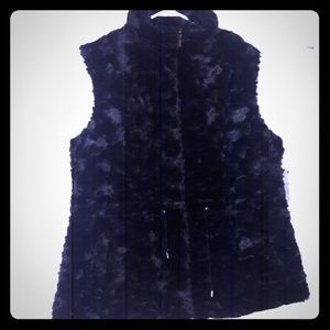 Reversible vest